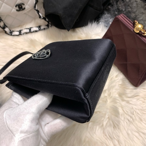 ❌SOLD ❌Vintage Chanel camellia satin mini handle bag - Picture 10 of 13